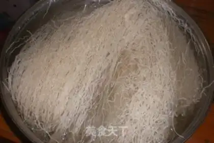 Make Homemade rice noodles step 8