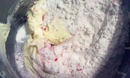 Make Strawberry marble cookies step 4