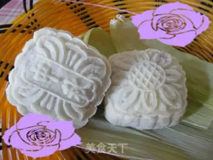 Make Milky potato ice-cream mooncake step 12
