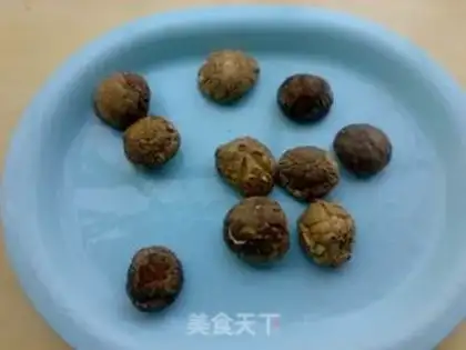 Make The mushroom shrimp step 0