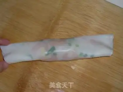 Make Guangdong shrimp sausage powder step 9
