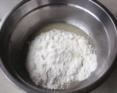Make A wide-range mashed pea mooncake step 2