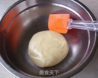 Make A wide-range mashed pea mooncake step 3