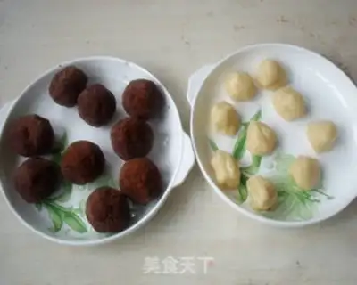 Make A wide-range mashed pea mooncake step 4