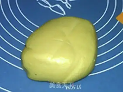 Make "Platinum omelet." step 3