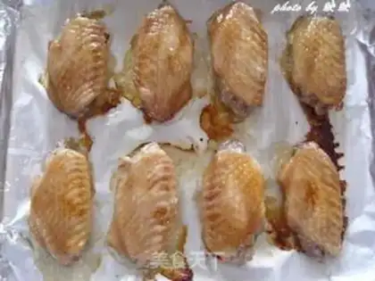 Make The honey is on the wings step 7
