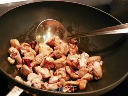 Make The chickens of Xianxi step 4