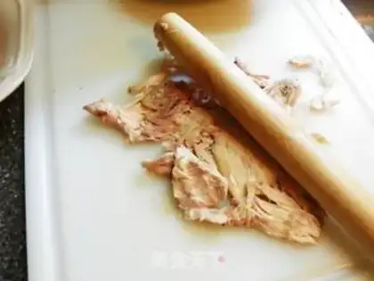 Make Spicy chicken silk step 4