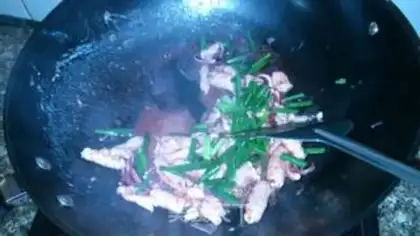 Make Southern milk burns squid step 7