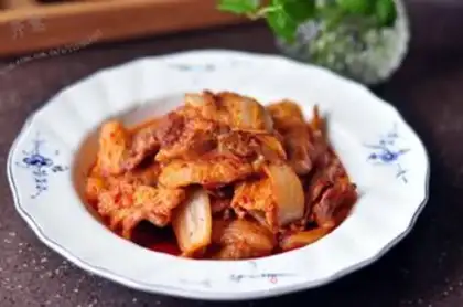 Make Hot cabbage makes a lot of meat step 6