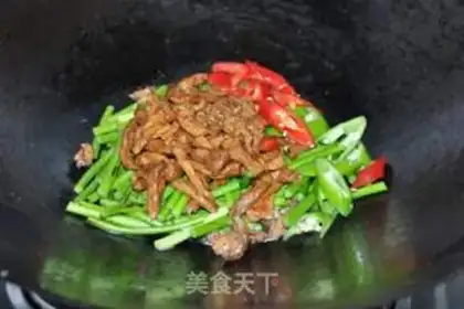 Make Garlic fried meat step 13