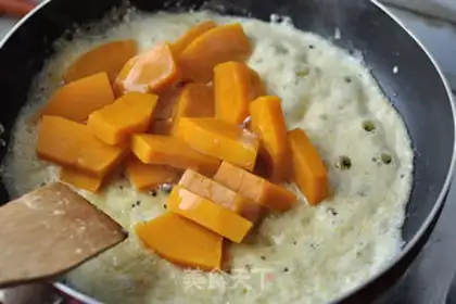 Make Pumpkin step 7