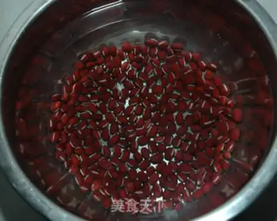 Make Red bean rice porridge step 0
