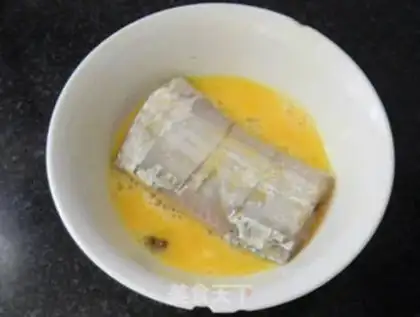 Make Jell-O fish step 2