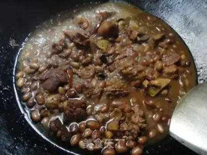 Make Peanut pig hoof step 8