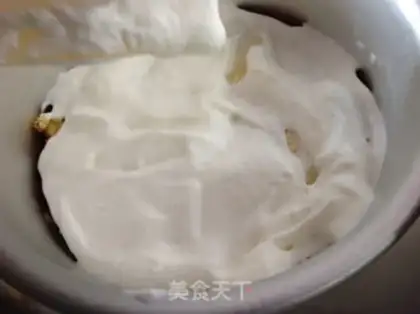 Make Orange mousse cake step 5