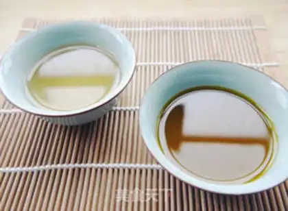 Make A wide moon cake step 4