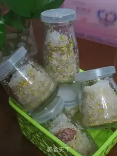 Make Homemade cinnamon flowers step 5