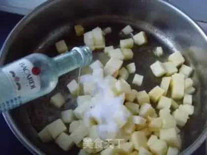 Make Cinnamon apple puff step 2