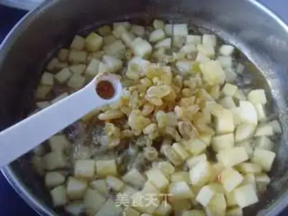 Make Cinnamon apple puff step 3
