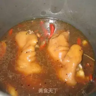 Make The secret pig hoof step 2