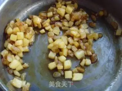 Make Cinnamon apple puff step 5