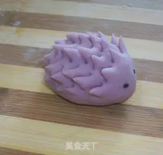 Make A hedgehog bun step 12