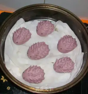 Make A hedgehog bun step 14