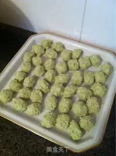 Make Roachballs step 4