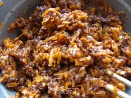 Make Carrot meat dumplings step 8