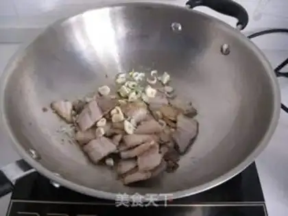 Make The cabbage comes back to the pot step 4