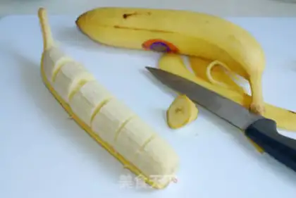 Make Cinnamon bananas step 1