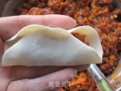 Make Carrot meat dumplings step 12