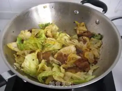 Make The cabbage comes back to the pot step 7
