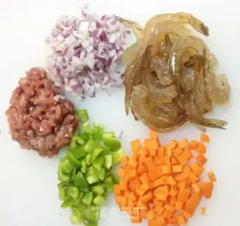 Make Shrimp rice step 2