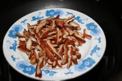 Make Chili peppers, weenies step 0
