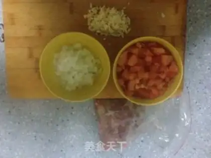 Make Fish fragrance pasta step 1