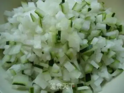 Make Homemade melon tea step 1
