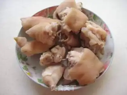 Make Red-hot pig hoof step 2