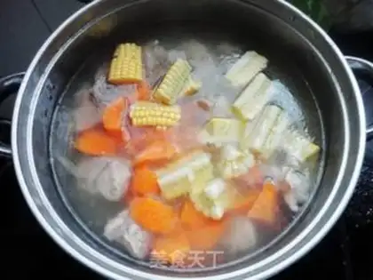 Make Pork bone corn carrot soup step 8