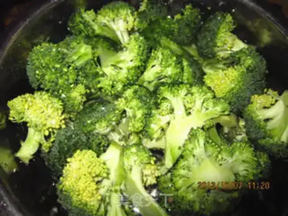 Make Chicken broccoli step 1