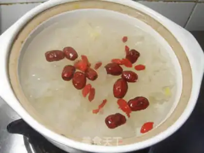 Make Silver-eared red-tree soup step 4