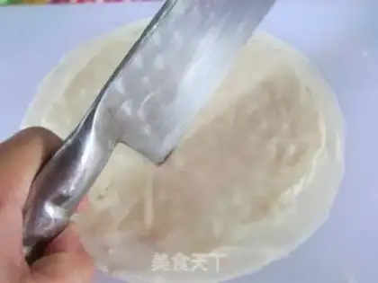 Make Moon shrimp cake step 12