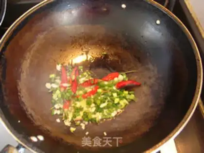 Make Dry spicy shrimp step 3
