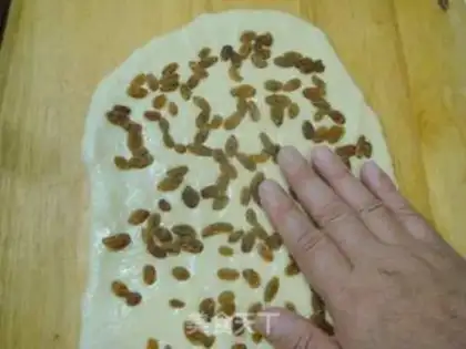 Make raisin bread step 13