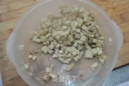 Make The almond mushroom bean sauce step 4