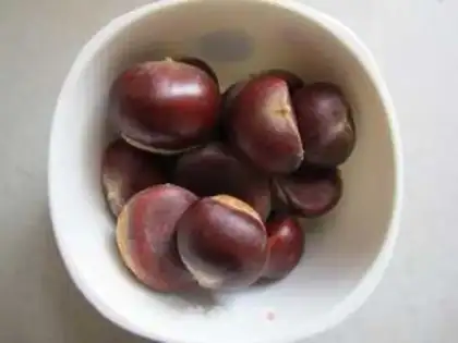 Make Simple chestnuts step 0