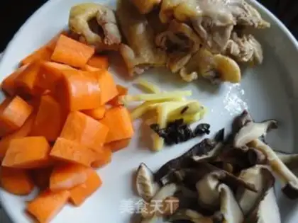 Make Carrot mushroom congee step 1
