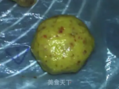 Make Rose Cloud Leg Mooncake step 10