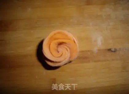Make Rose roll step 7